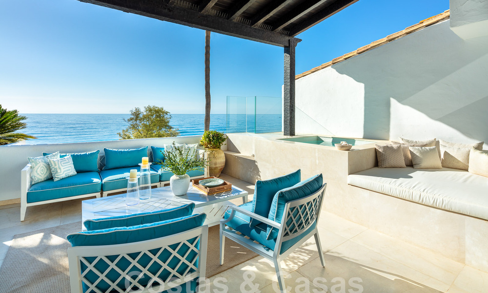 Prestigioso ático en venta con vistas frontales al mar en Puente Romano en la Milla de Oro de Marbella 55075