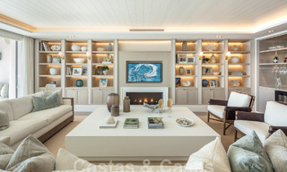 Prestigioso ático en venta con vistas frontales al mar en Puente Romano en la Milla de Oro de Marbella 55090 