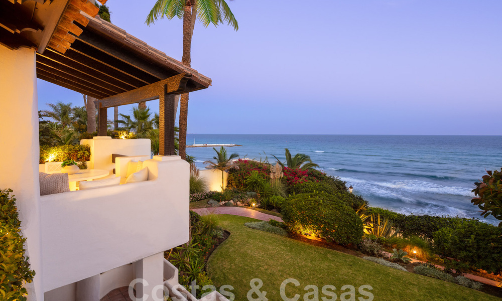 Prestigioso ático en venta con vistas frontales al mar en Puente Romano en la Milla de Oro de Marbella 55095