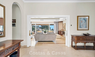 Mansión de lujo de estilo andaluz con vistas al mar en el valle del golf de Nueva Andalucía, Marbella 779157 