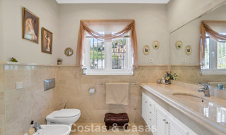 Mansión de lujo de estilo andaluz con vistas al mar en el valle del golf de Nueva Andalucía, Marbella 779162 