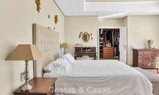 Mansión de lujo de estilo andaluz con vistas al mar en el valle del golf de Nueva Andalucía, Marbella 779186 