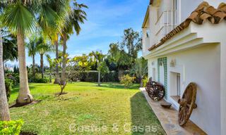 Mansión de lujo de estilo andaluz con vistas al mar en el valle del golf de Nueva Andalucía, Marbella 779215 