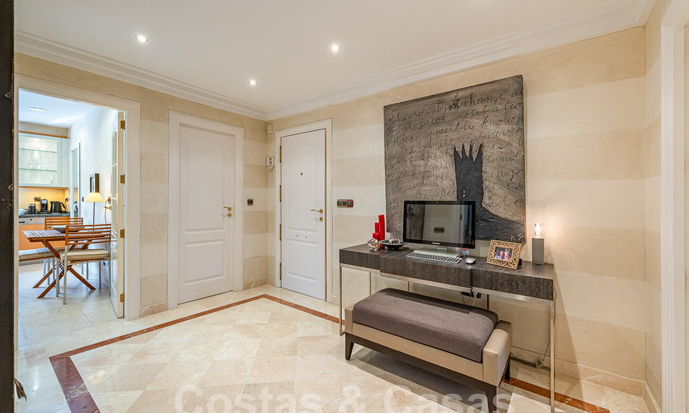 Apartamento de lujo listo para entrar a vivir en venta en el complejo superior Sierra Blanca en la Milla de Oro de Marbella 54967