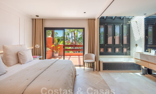 Encantadora casa adosada en venta a poca distancia de la playa, en la Milla de Oro de Marbella 58110 