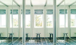 Espaciosa villa de lujo en venta con vistas panorámicas al mar en una gran parcela en Mijas, Costa del Sol 55599 