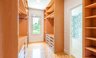 Villa mediterránea de lujo de una sola planta en venta en una zona residencial aislada en la Milla de Oro de Marbella 55756 