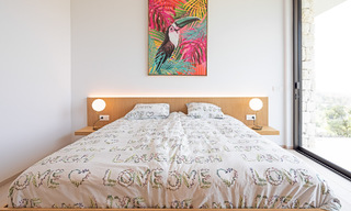 Villa de lujo ultramoderna en venta en primera línea de golf en el prestigioso Marbella Club Golf Resort en Benahavis 56116 