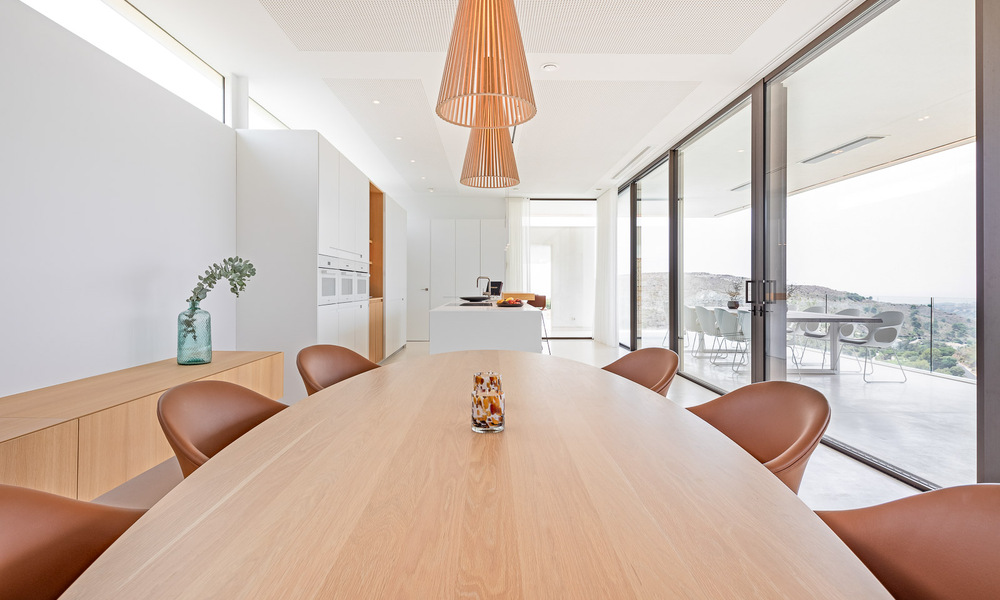 Villa de lujo ultramoderna en venta en primera línea de golf en el prestigioso Marbella Club Golf Resort en Benahavis 56129