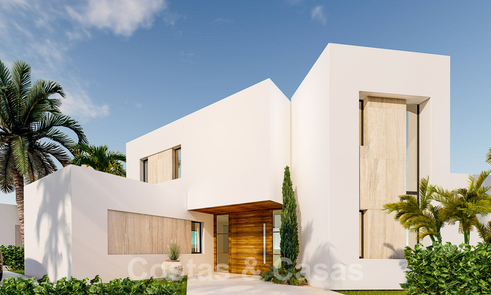 Nuevas y modernas villas de lujo en venta en primera línea de golf cerca de todos los servicios en Estepona 55732