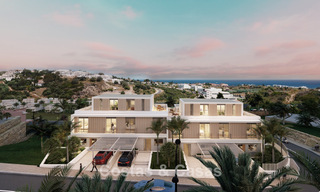 Nueva promoción de 10 casas boutique en venta con impresionantes vistas al golf y al mar y piscina privada al oeste del centro de Estepona 56281 