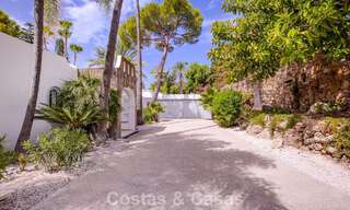 Elegante villa de una sola planta en venta a poca distancia de la playa en la Nueva Milla de Oro entre Marbella y Estepona 56515 
