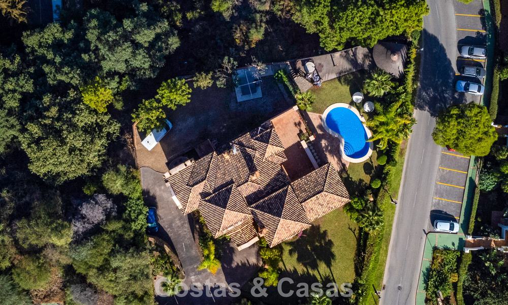 Prestigiosa villa de lujo en venta de estilo clásico español con vistas al mar en La Quinta en Marbella - Benahavis 56525