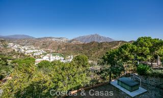Prestigiosa villa de lujo en venta de estilo clásico español con vistas al mar en La Quinta en Marbella - Benahavis 56542 
