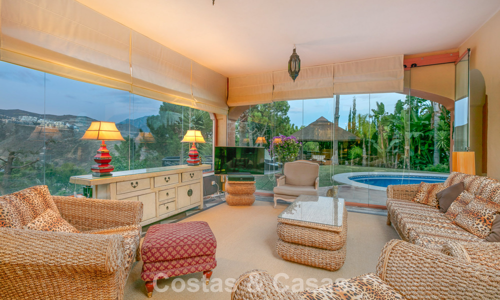 Prestigiosa villa de lujo en venta de estilo clásico español con vistas al mar en La Quinta en Marbella - Benahavis 56563