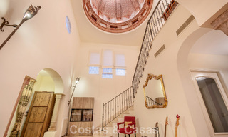 Prestigiosa villa de lujo en venta de estilo clásico español con vistas al mar en La Quinta en Marbella - Benahavis 56565 