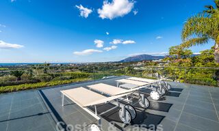 Villa contemporánea de lujo en venta con vistas al mar en prestigioso resort de golf en Marbella - Benahavis 56755 