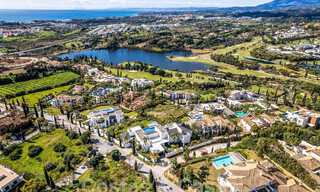 Villa contemporánea de lujo en venta con vistas al mar en prestigioso resort de golf en Marbella - Benahavis 56760 
