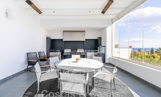 Villa contemporánea de lujo en venta con vistas al mar en prestigioso resort de golf en Marbella - Benahavis 56765 