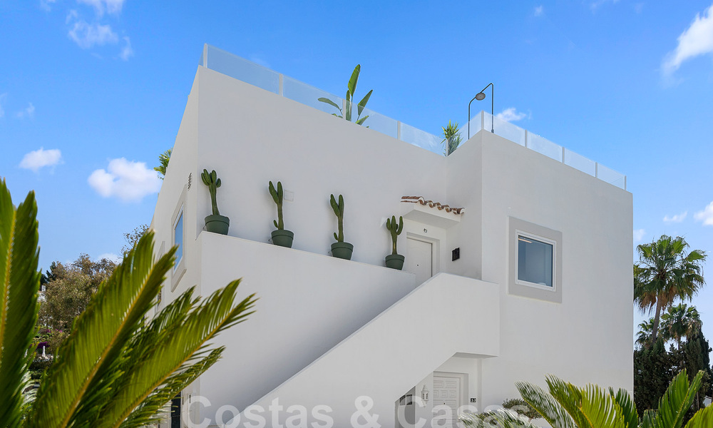 Moderno ático reformado en venta en el valle del golf de Nueva Andalucia, Marbella 56698