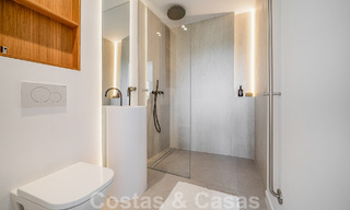 Ático de lujo de estilo escandinavo altamente reformado en venta con amplia terraza, en la Milla de Oro de Marbella 56809 