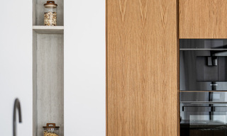 Ático de lujo de estilo escandinavo altamente reformado en venta con amplia terraza, en la Milla de Oro de Marbella 56822 