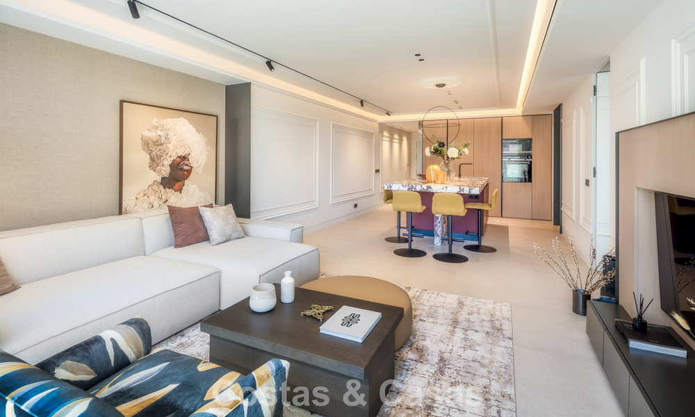 Sofisticado apartamento de lujo en venta en el exclusivo Puente Romano en la Milla de Oro, Marbella 56156
