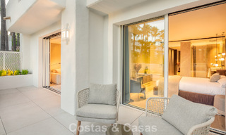 Sofisticado apartamento de lujo en venta en el exclusivo Puente Romano en la Milla de Oro, Marbella 56162 