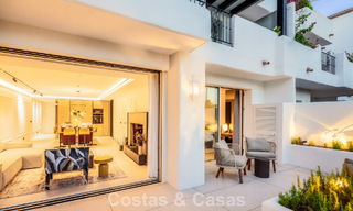 Sofisticado apartamento de lujo en venta en el exclusivo Puente Romano en la Milla de Oro, Marbella 56163 