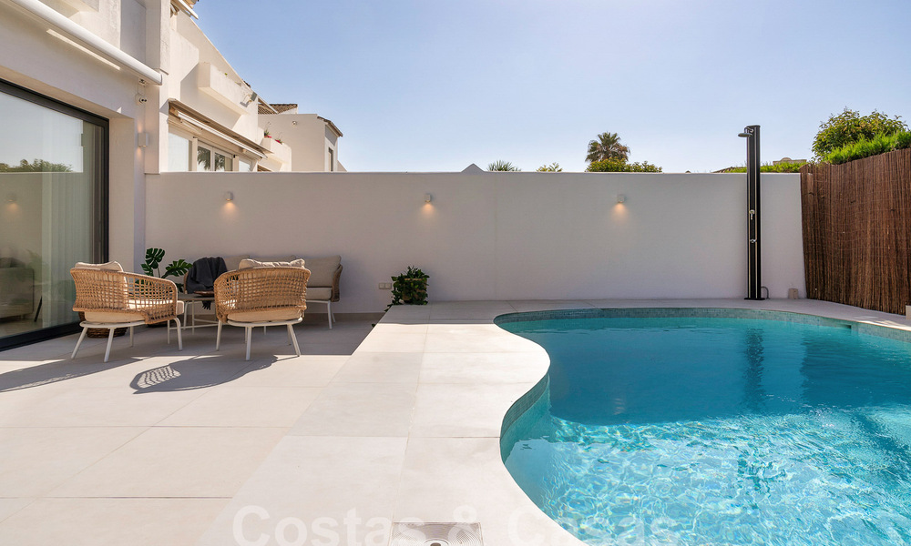 Impresionante casa de lujo en venta con piscina privada, a poca distancia de la playa y del centro de San Pedro, Marbella 56769