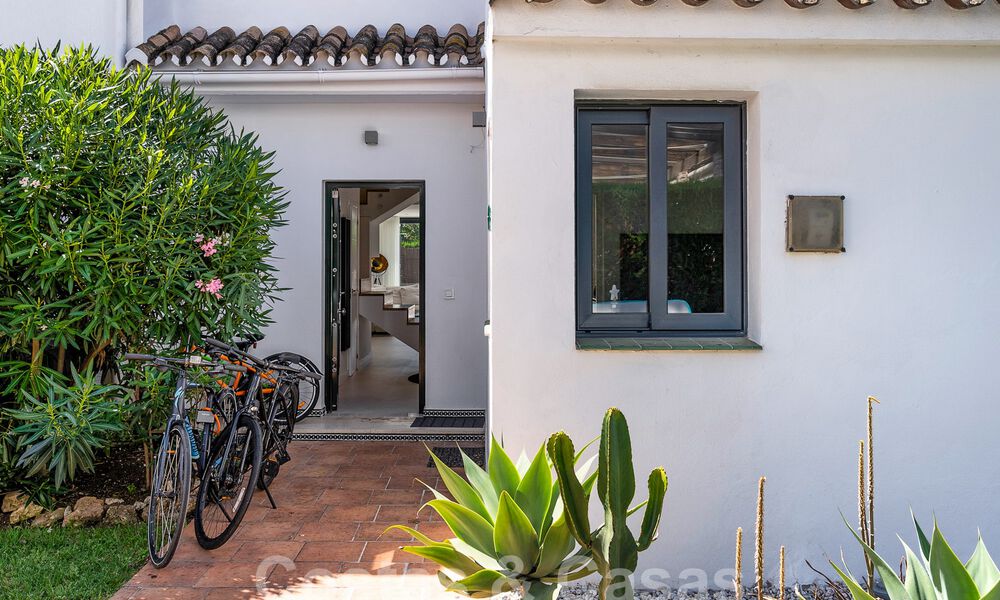 Impresionante casa de lujo en venta con piscina privada, a poca distancia de la playa y del centro de San Pedro, Marbella 56771