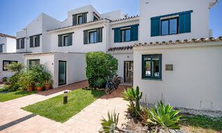 Impresionante casa de lujo en venta con piscina privada, a poca distancia de la playa y del centro de San Pedro, Marbella 56798 