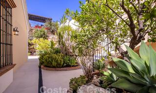 Villa de lujo en venta con vistas panorámicas al mar en una urbanización cerrada en las colinas de Marbella 57315 