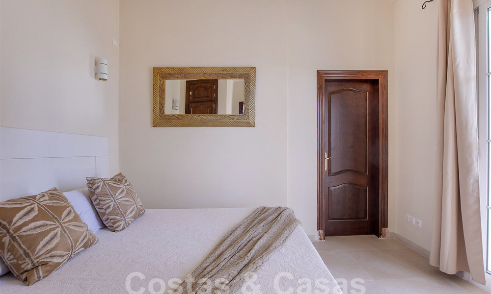 Villa de lujo en venta con vistas panorámicas al mar en una urbanización cerrada en las colinas de Marbella 57327