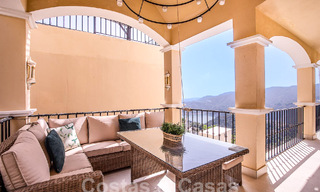 Villa de lujo en venta con vistas panorámicas al mar en una urbanización cerrada en las colinas de Marbella 57338 