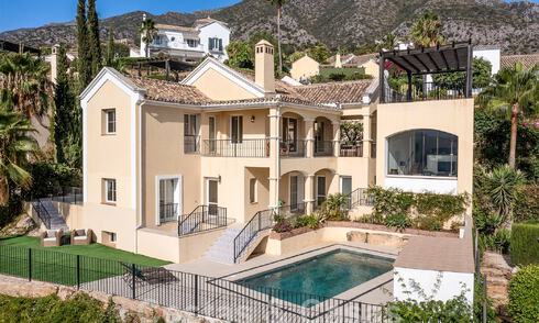 Villa de lujo en venta con vistas panorámicas al mar en una urbanización cerrada en las colinas de Marbella 57345