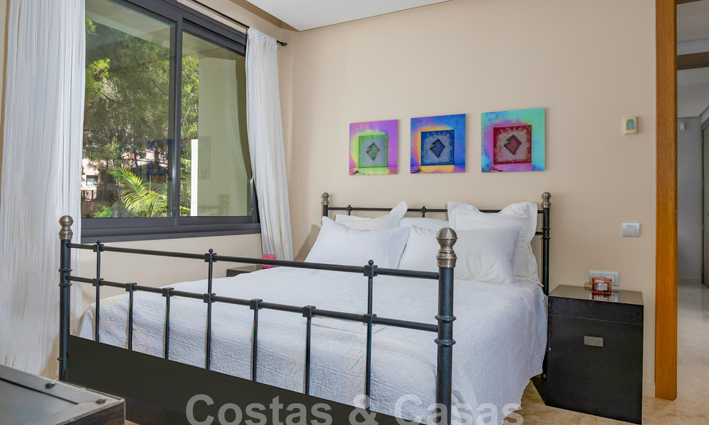 Lujoso y moderno apartamento mediterráneo en venta cerca de Sierra Blanca en la Milla de Oro de Marbella 57372