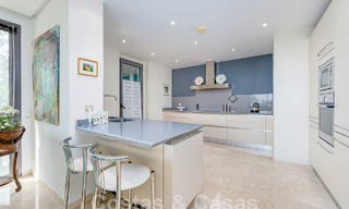 Lujoso y moderno apartamento mediterráneo en venta cerca de Sierra Blanca en la Milla de Oro de Marbella 57399 
