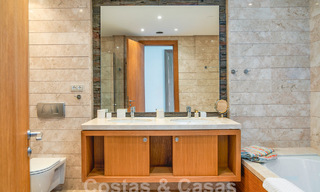 Lujoso y moderno apartamento mediterráneo en venta cerca de Sierra Blanca en la Milla de Oro de Marbella 57410 