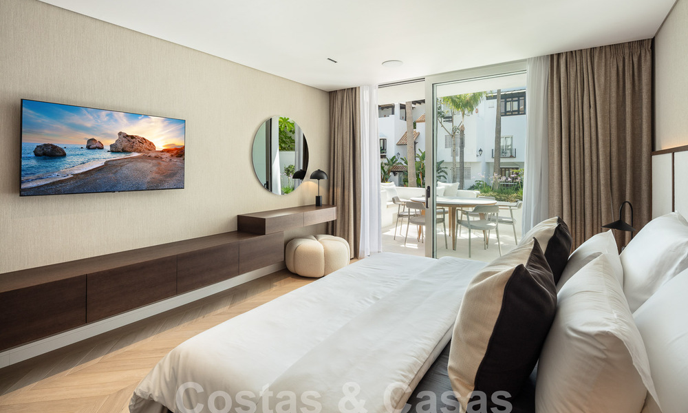 Excepcional apartamento en venta con vistas al mar en Marina Puente Romano en Marbella 57258