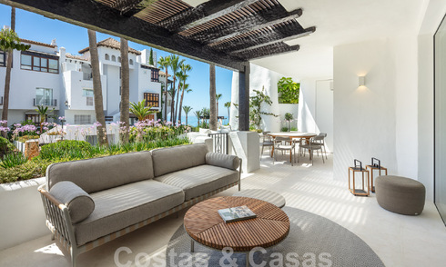Excepcional apartamento en venta con vistas al mar en Marina Puente Romano en Marbella 57263