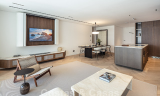 Excepcional apartamento en venta con vistas al mar en Marina Puente Romano en Marbella 57266 