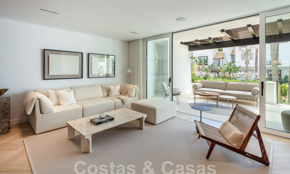 Excepcional apartamento en venta con vistas al mar en Marina Puente Romano en Marbella 57267