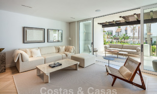 Excepcional apartamento en venta con vistas al mar en Marina Puente Romano en Marbella 57267 