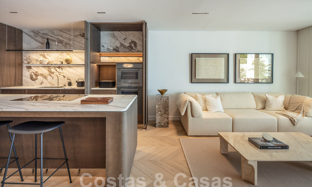 Excepcional apartamento en venta con vistas al mar en Marina Puente Romano en Marbella 57268