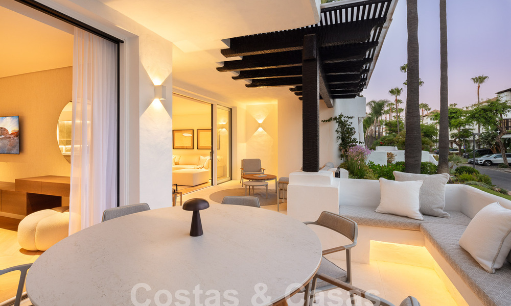 Excepcional apartamento en venta con vistas al mar en Marina Puente Romano en Marbella 57274