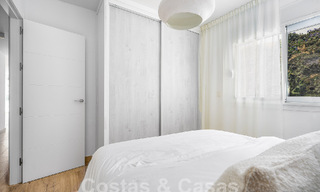 Atractiva villa de lujo de estilo ibicenco en venta cerca de todos los servicios en Nueva Andalucia, Marbella 56932 