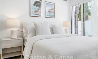Atractiva villa de lujo de estilo ibicenco en venta cerca de todos los servicios en Nueva Andalucia, Marbella 56939 