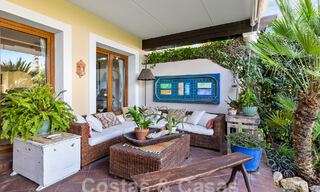 Amplia casa adosada en venta con 4 dormitorios y vistas al mar, en un complejo cerrado en la Nueva Milla de Oro entre Marbella y Estepona 57096 