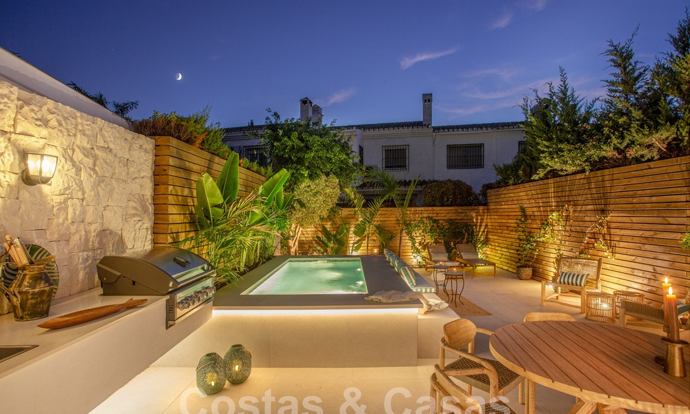 Preciosa casa adosada reformada en venta a un paso de la playa y de todos los servicios en San Pedro, Marbella 57901